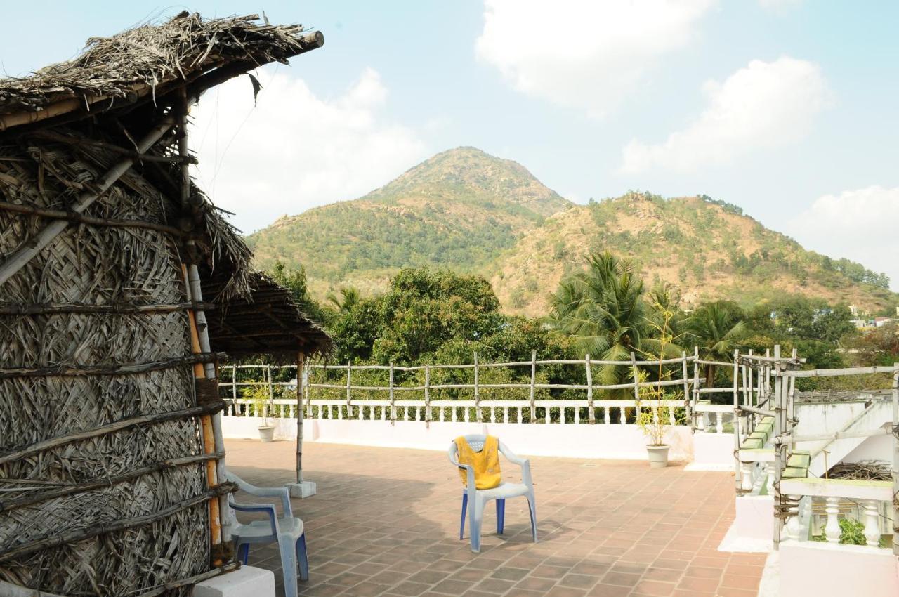 Arunachala Ramana Home Tiruvannamalai Bagian luar foto